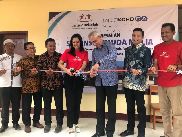 Peresmian sekolah