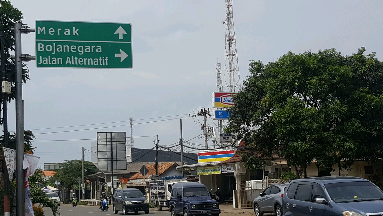 Salah Tulis Nama Wilayah Papan Penunjuk Arah di Cilegon 