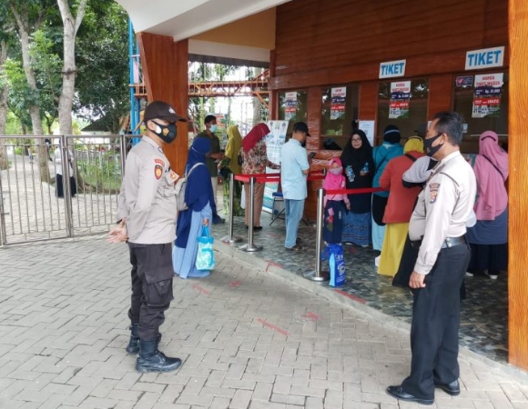 Cegah Penularan Covid-19, Prokes Di Tempat Wisata Kota Serang Dipantau Polisi | Bantennews.co.id -Berita Banten Hari Ini
