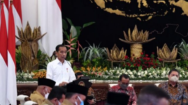80135-presiden-joko-widodo-rapat-pengendalian-inflasi-inflasi