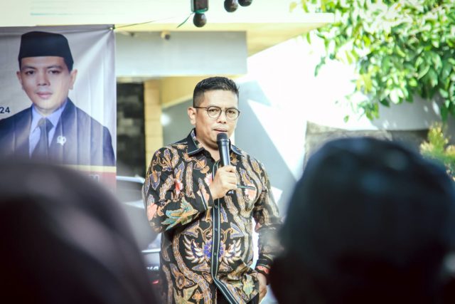 Ketua DPRD Banten Andra Soni