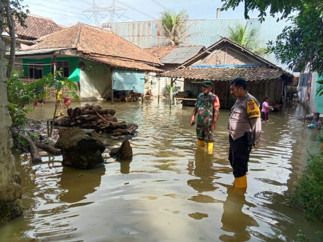 Banjir di wilayah Kabupaten Serang meluas. Saat ini 8 kecamatan terendam.
