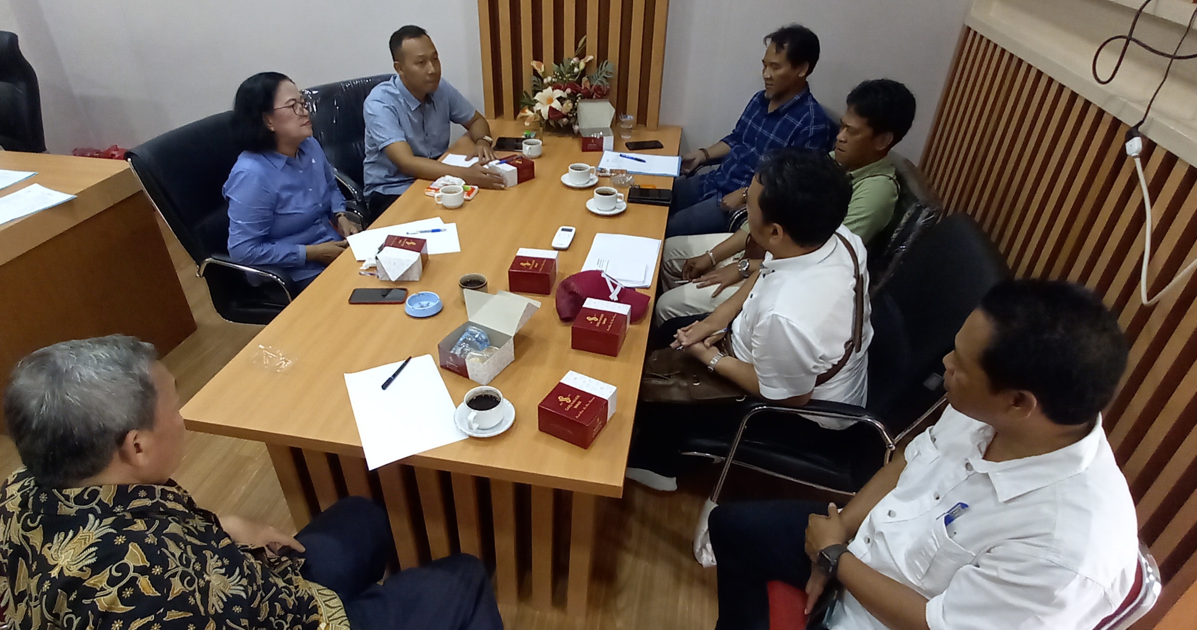 Mengadu ke DPRD, Ini Benang Kusut Pengusaha Yang Tak Dibayar DPUTR