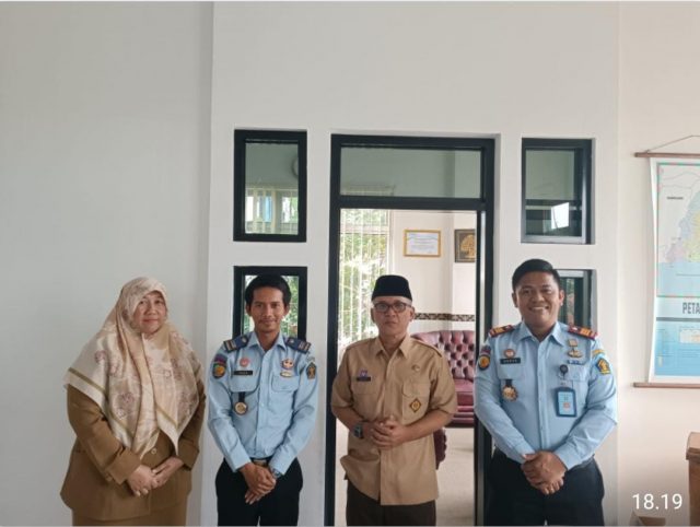 Lapas Rangkasbitung Pihak Lapas kelas III Rangkasbitung Kanwil Kemekumham Banten kunjungi Dinas Pendidikan Kabupaten Lebak, Senin (16/1/2023).