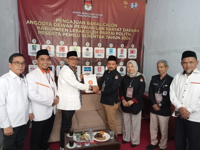 DPD PKS Kabupaten Lebak mendaftarkan Bacaleg ke KPU Kabupaten Lebak.