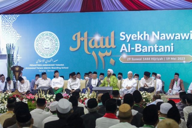 Puncak Haul ke-130 Syekh Nawawi Al-Bantani di Pesantren Annawawi Tanara, Serang Banten, Jumat (19/5/2023).