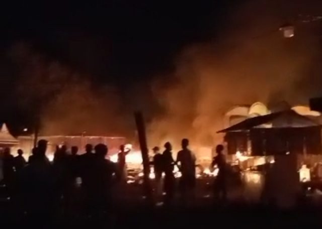Tangkap Layar peristiwa kebakaran di salah satu pasar malam di Kabupaten Serang.