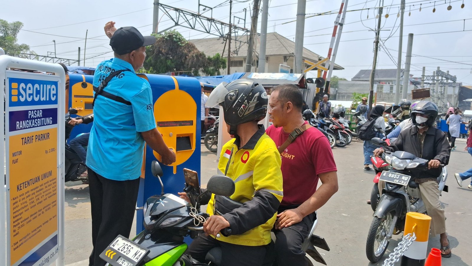 Masuk Pasar Rangkasbitung Saat Ini Harus Melalui Sistem E-parking