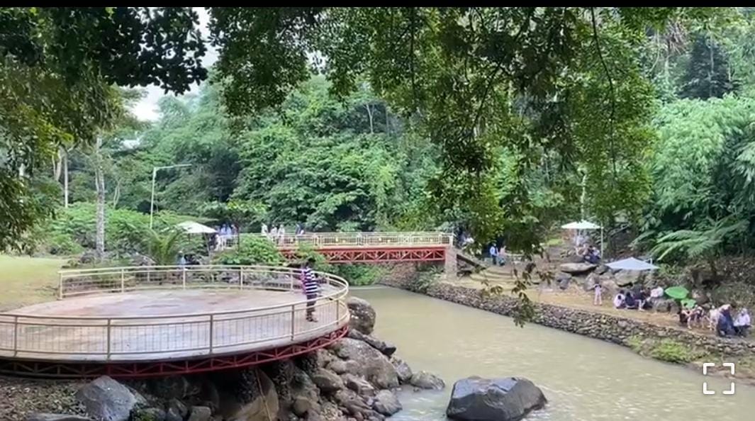 Keindahan Curug Goong Mandalawangi di Pandeglang, Banten | BantenNews.co.id  -Berita Banten Hari Ini